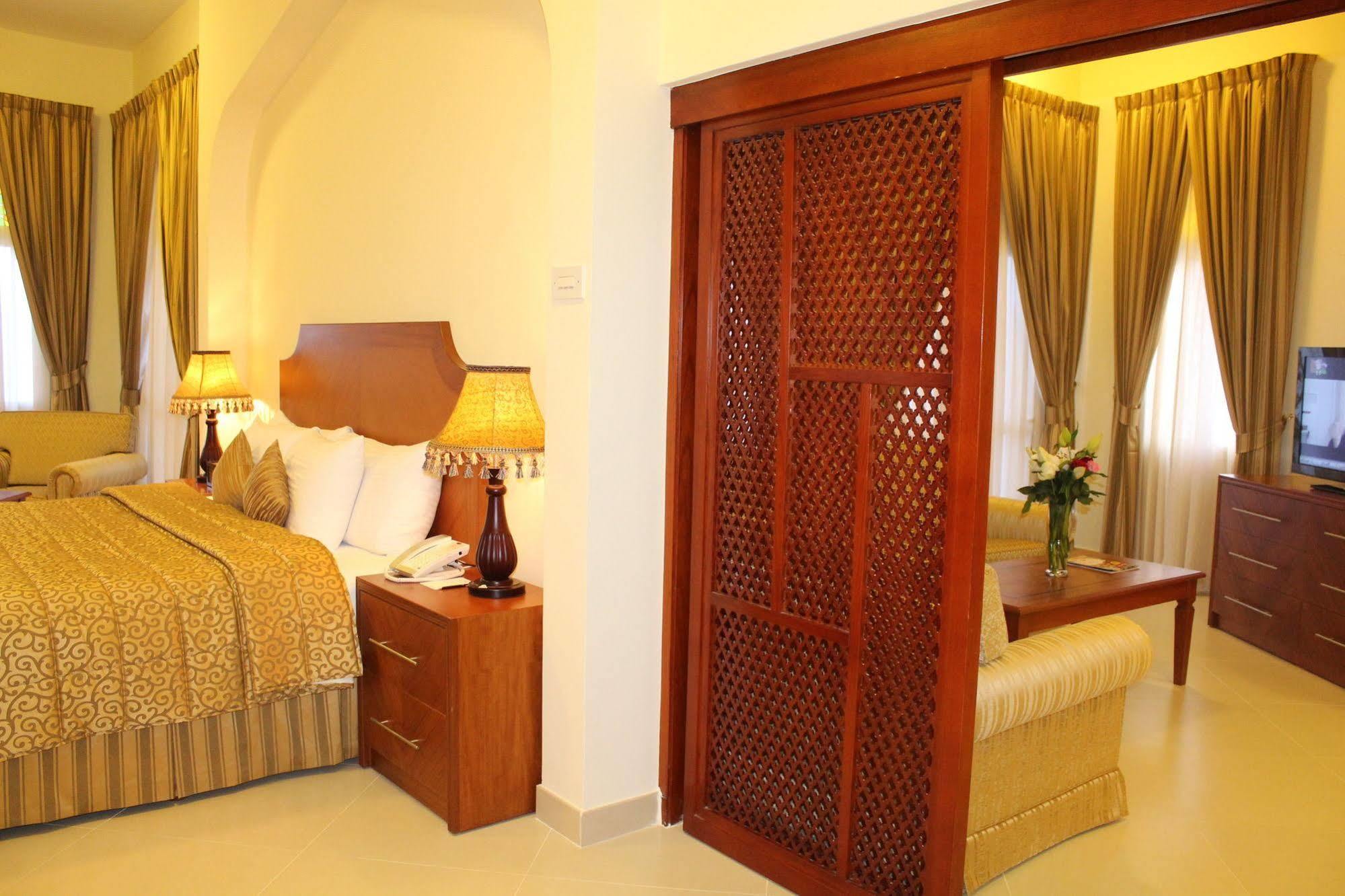 Sohar Beach Hotel Ngoại thất bức ảnh
